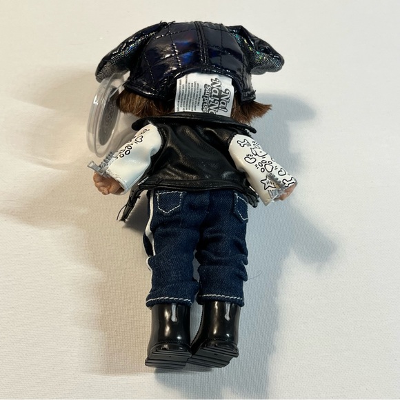 Na Na Na Surprise Kid's Glam Series Maxwell Dane Fashion Doll - Picture 3 of 5